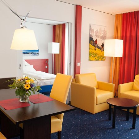 Stay2Munich Hotel & Serviced Apartments Brunnthal Luaran gambar