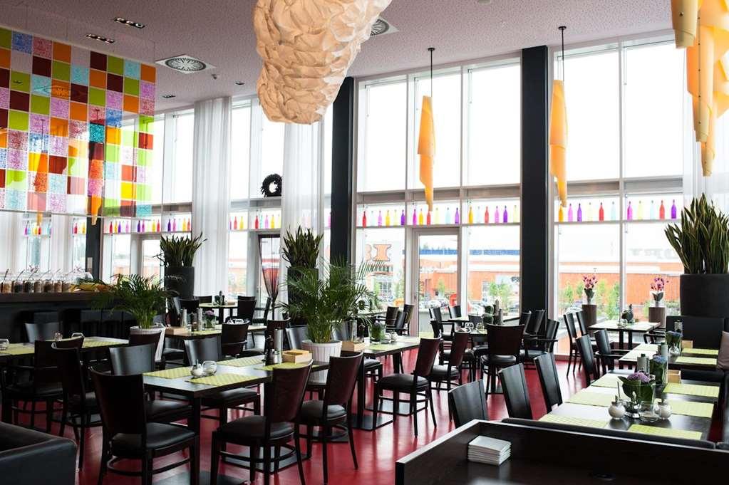 Stay2Munich Hotel & Serviced Apartments Brunnthal Restoran gambar