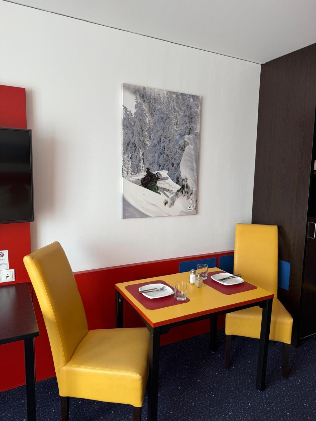 Stay2Munich Hotel & Serviced Apartments Brunnthal Luaran gambar