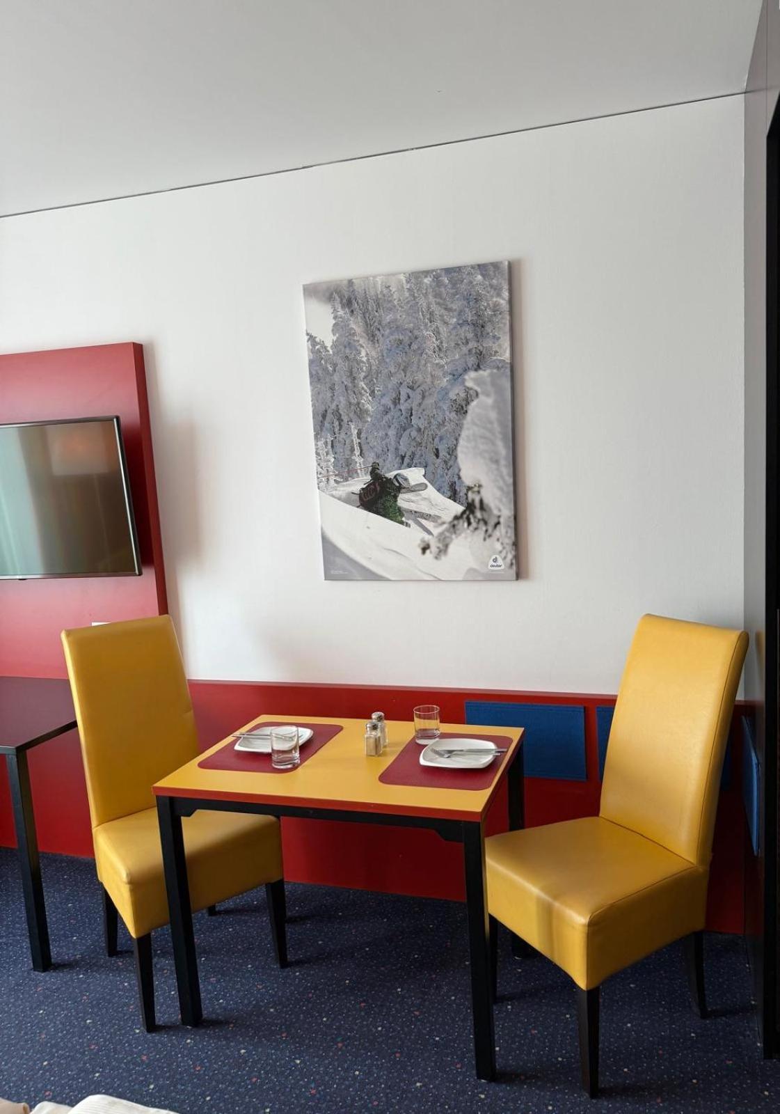 Stay2Munich Hotel & Serviced Apartments Brunnthal Luaran gambar