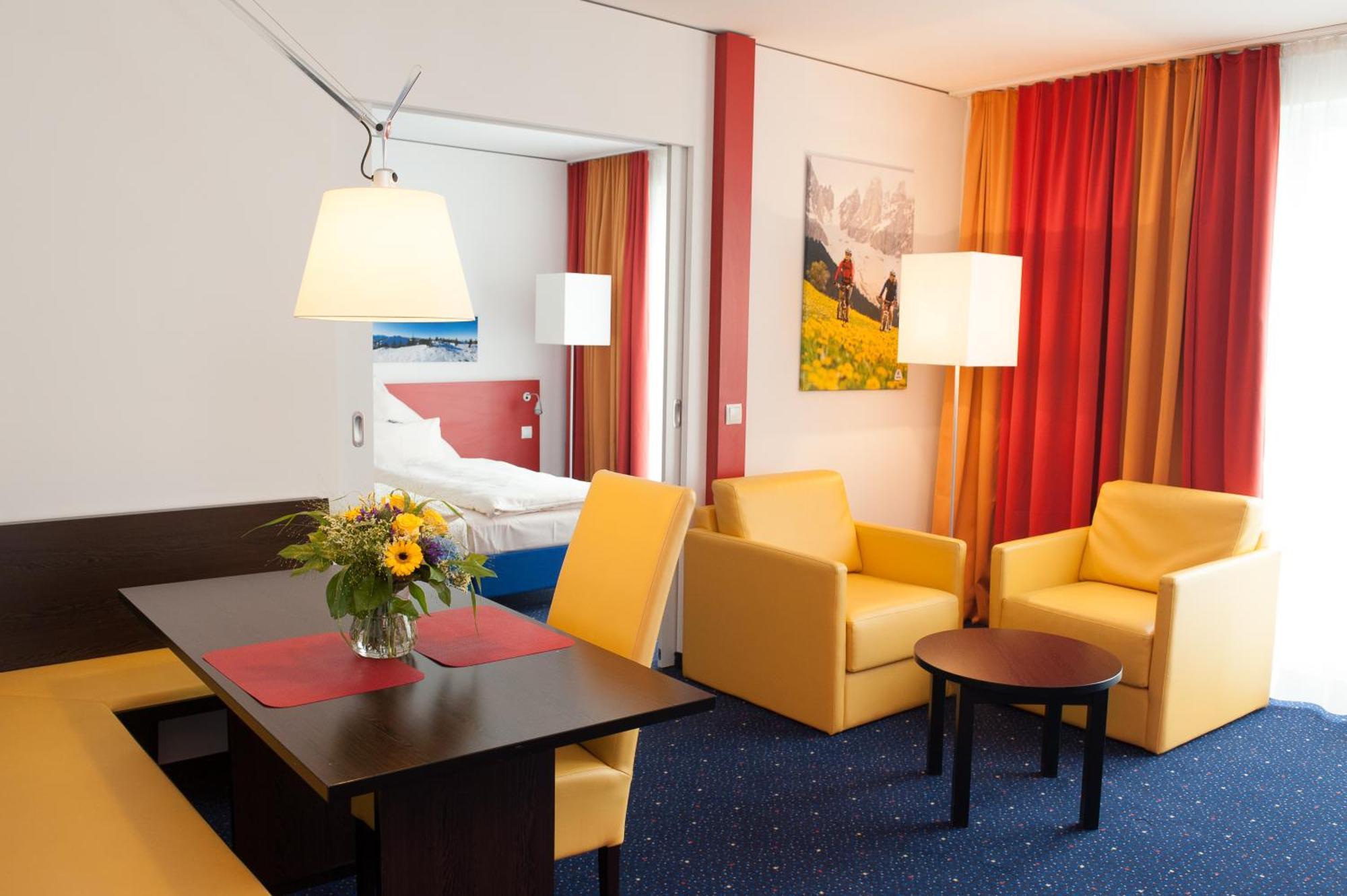 Stay2Munich Hotel & Serviced Apartments Brunnthal Luaran gambar