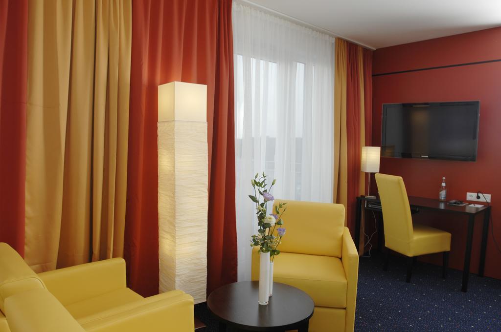 Stay2Munich Hotel & Serviced Apartments Brunnthal Luaran gambar